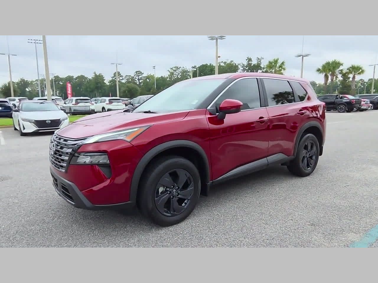 Used 2026 Nissan Rogue SV FWD image 24