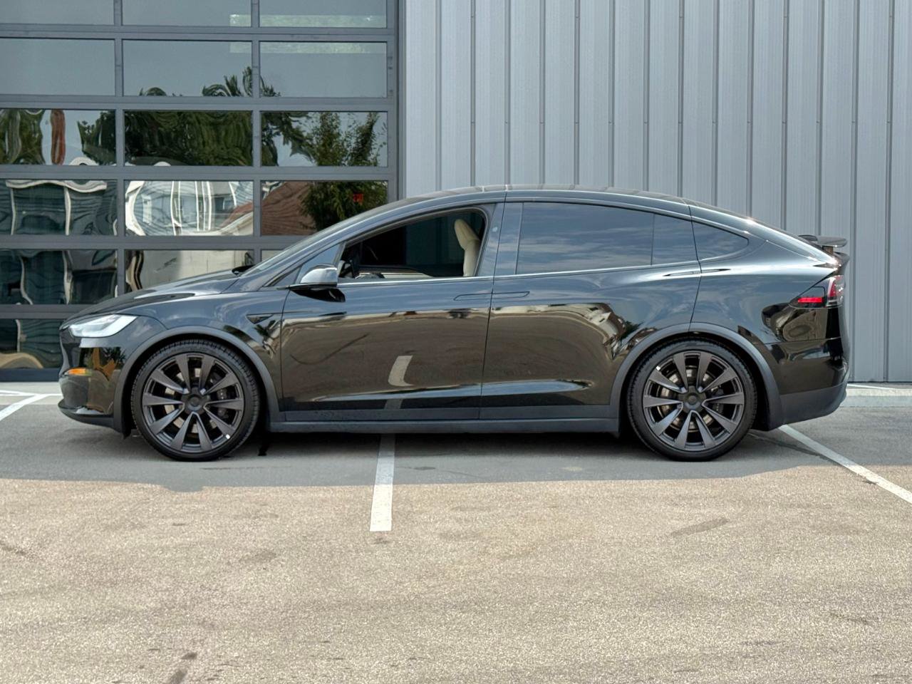 Used 2022 Tesla Model X AWD/4WD image 8
