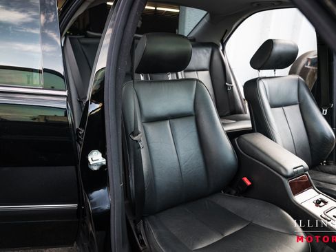 Used 1999 Mercedes-Benz E 320 Sedan image 26