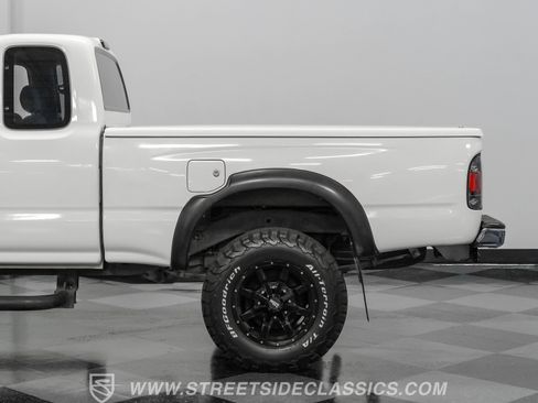 Used 2002 Toyota Tacoma PreRunner image 22
