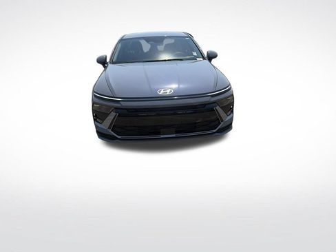 Used 2026 Hyundai Sonata SE FWD image 8