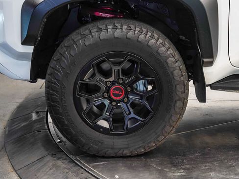 Used 2025 Toyota 4Runner TRD Pro AWD/4WD image 9