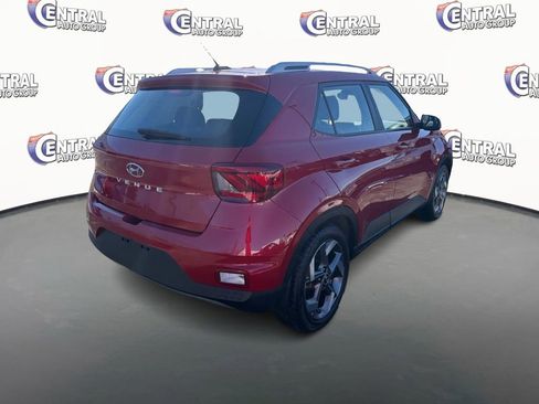 Certified 2023 Hyundai Venue Limited image 5