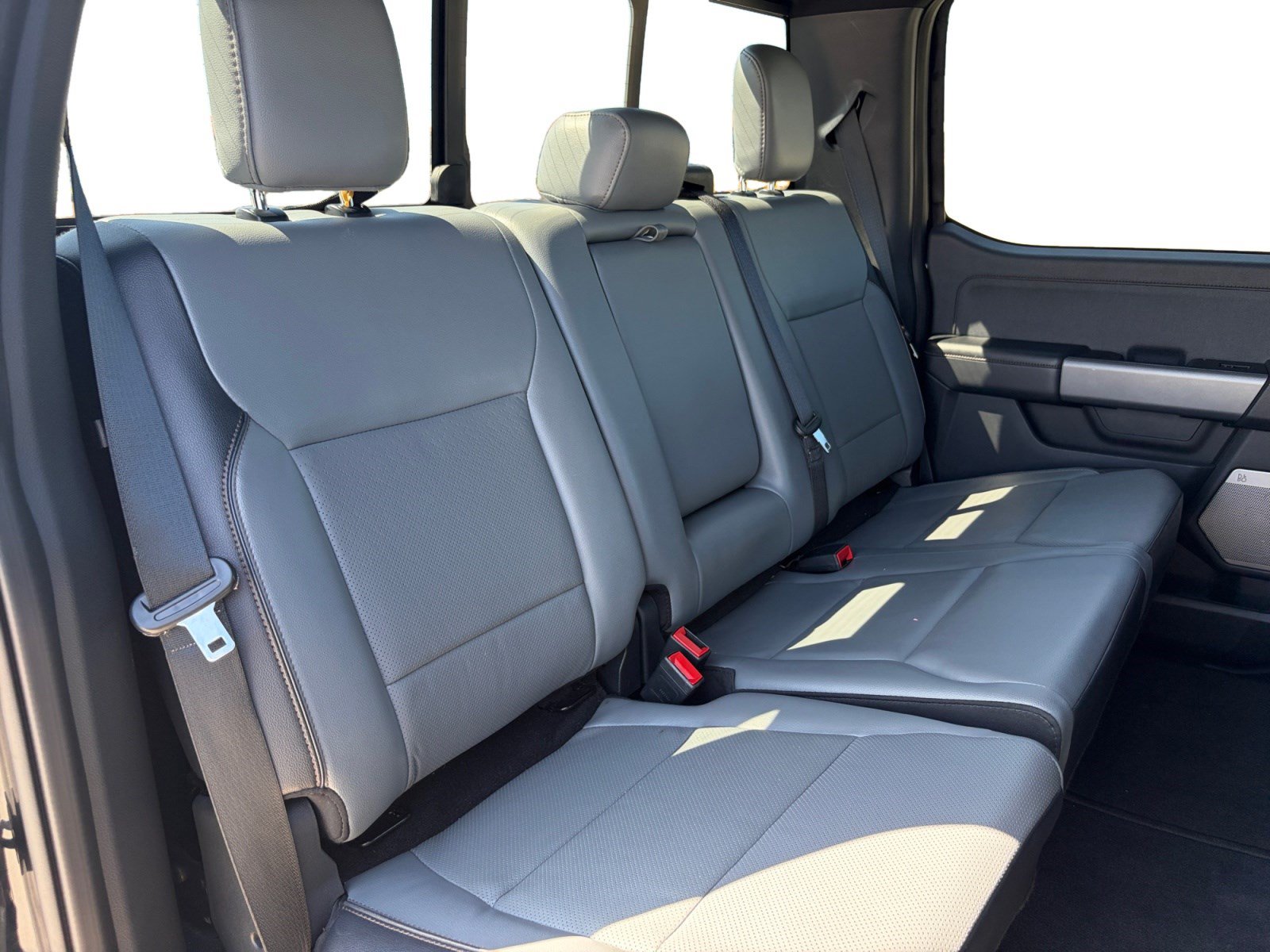 Used 2023 Ford F150 Lightning Lariat AWD/4WD image 22