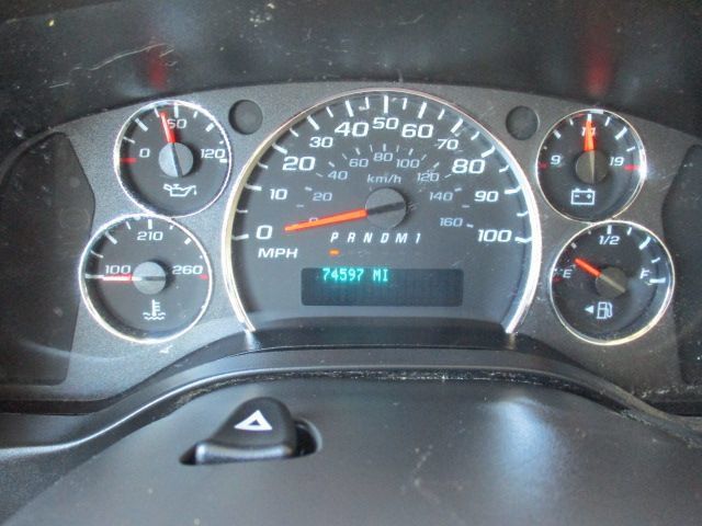 Used 2021 Chevrolet Express 3500 w/ Power Convenience Package RWD image 23