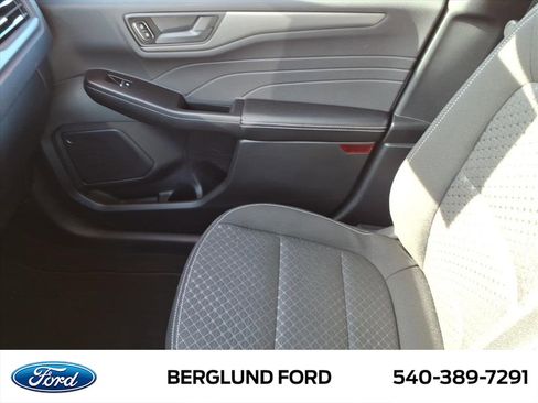 Used 2026 Ford Escape Active image 33