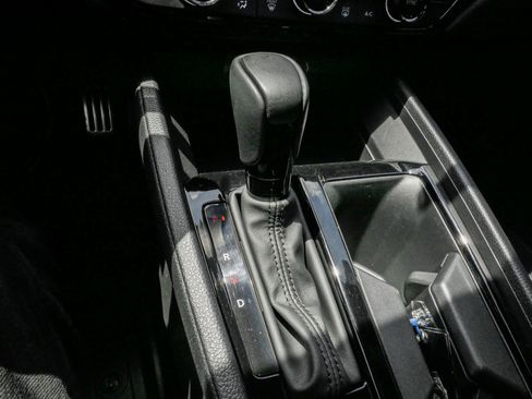 Used 2024 Honda Accord Sport image 25