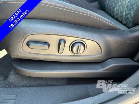 Used 2023 Chevrolet Equinox LT AWD/4WD image 14