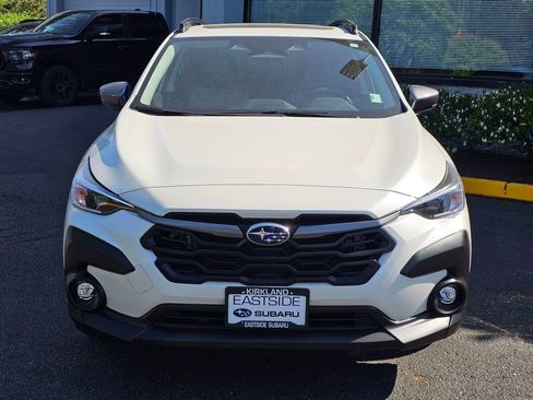 Used 2024 Subaru Crosstrek 2.0i Premium AWD/4WD image 2