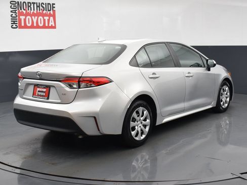 Used 2024 Toyota Corolla LE FWD image 4