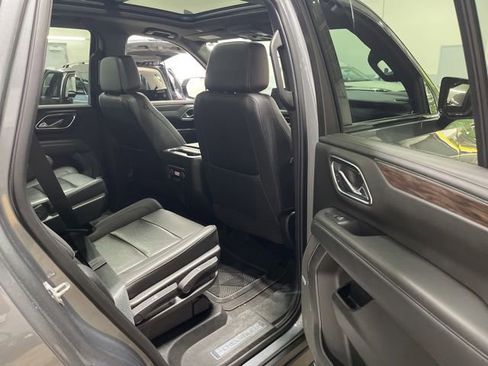 Used 2021 Chevrolet Tahoe Z71 w/ Z71 Signature Package AWD/4WD image 37