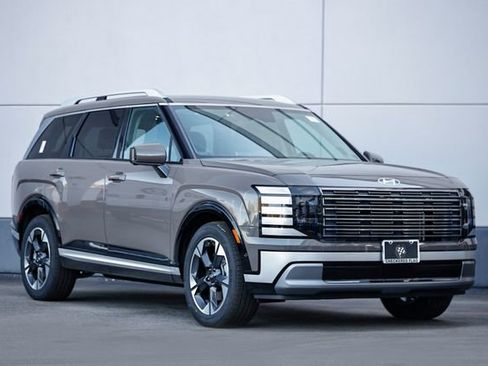 New 2026 Hyundai Elantra SE image 1