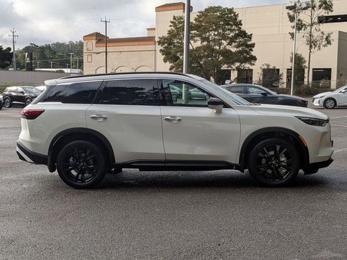 Used 2025 INFINITI QX60 Luxe w/ Black Edition image 4