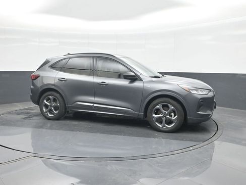 Certified 2023 Ford Escape ST-Line w/ Tech Pack #1 FWD image 11