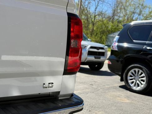 Used 2019 Chevrolet Silverado 1500 LT AWD/4WD image 38