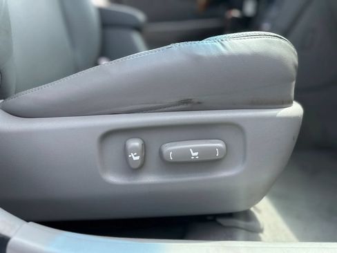 Used 2005 Lexus ES 330 w/ Preferred Accessory Pkg FWD image 29