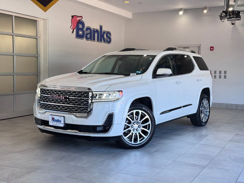 Certified 2023 GMC Acadia Denali w/ Denali Technology Package image 2