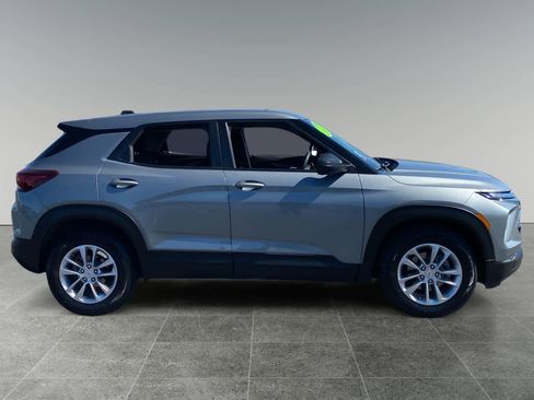 Used 2024 Chevrolet TrailBlazer LS image 6