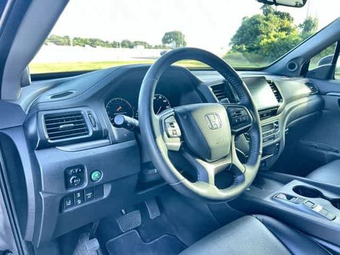 Certified 2024 Honda Ridgeline RTL image 15