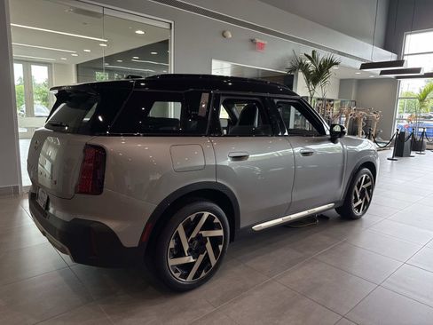 Used 2025 MINI Cooper Countryman S AWD/4WD image 6
