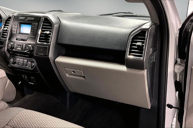 Used 2015 Ford F150 XLT RWD image 23