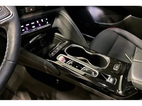 Used 2023 Buick Envision Essence w/ Sport Touring Package image 18