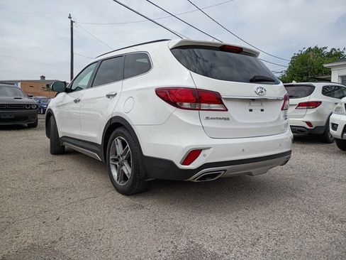 Used 2017 Hyundai Santa Fe Limited FWD image 3