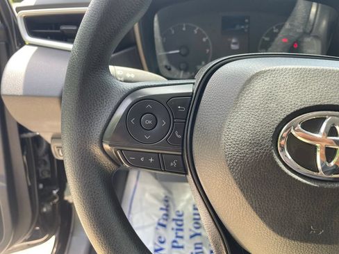Used 2024 Toyota Corolla LE FWD image 27