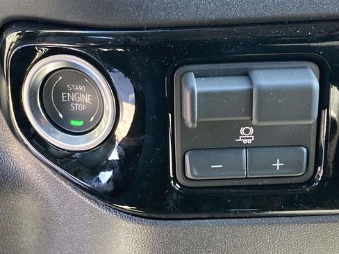 New 2026 GMC Sierra 1500 SLE image 22