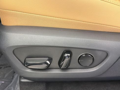Certified 2025 Lexus RX 350 AWD/4WD image 9