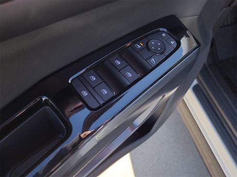 Certified 2023 Nissan Pathfinder SL w/ SL Premium Package image 20