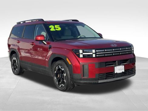 Used 2025 Hyundai Santa Fe SEL image 3