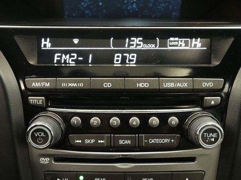 Used 2014 Honda Pilot Touring image 17