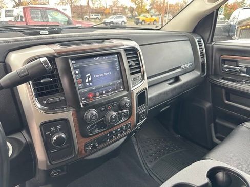 Used 2018 RAM 2500 Laramie w/ Convenience Group image 16