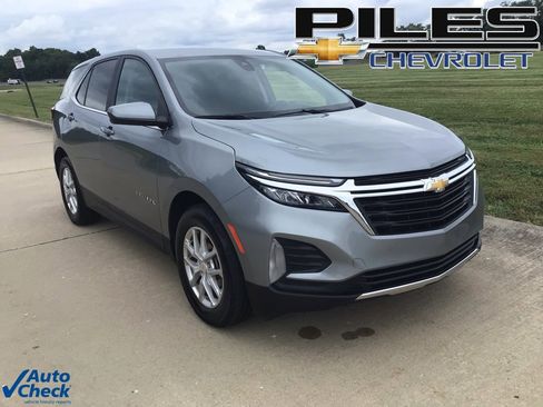 Used 2024 Chevrolet Equinox LT image 1