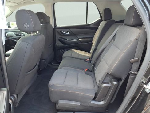 Used 2020 Chevrolet Traverse LS AWD/4WD image 12