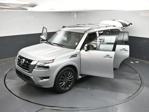 Used 2023 Nissan Armada Platinum w/ Captain's Chairs Package RWD image 52