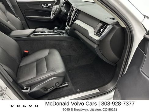 Certified 2025 Volvo XC60 B5 Plus AWD/4WD image 25
