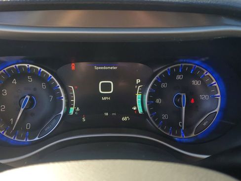 New 2026 Chrysler Pacifica Select image 31