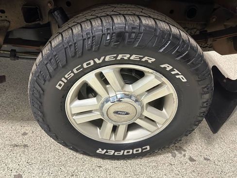 Used 2004 Ford F150 Lariat image 28