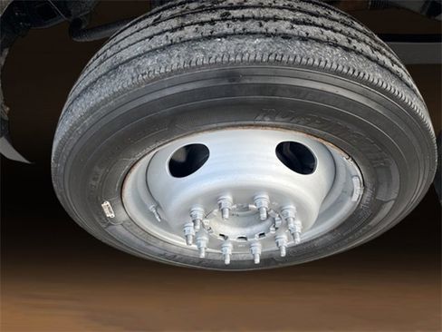 Used 2019 Ford F550 4x4 Regular Cab Super Duty image 19