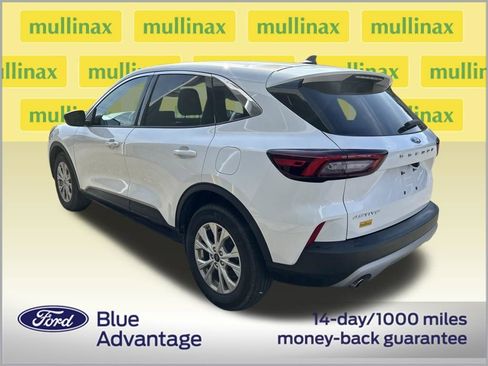 Certified 2024 Ford Escape Active image 3