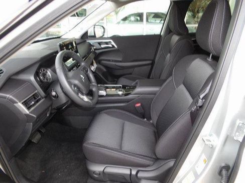 New 2025 Mitsubishi Outlander ES image 13