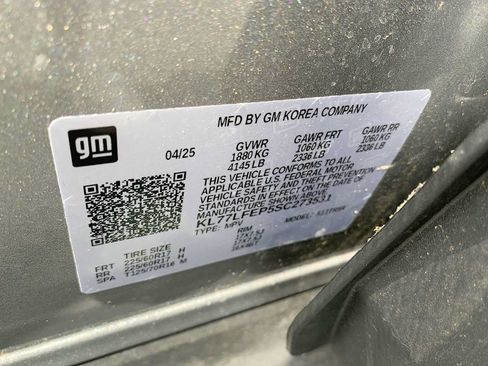 Certified 2025 Chevrolet Trax LS w/ LS Convenience Package FWD image 30