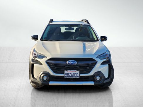Used 2024 Subaru Outback Limited image 2