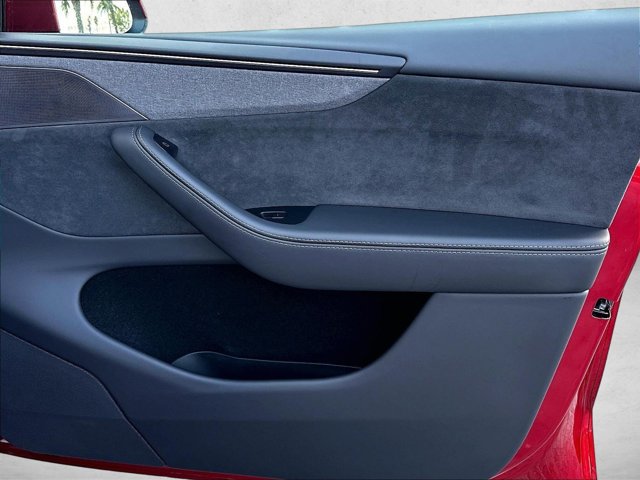 Used 2026 Tesla Model Y 2WD image 18