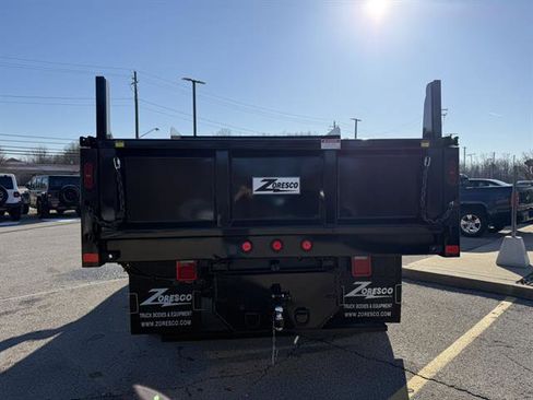 New 2026 GMC Sierra 3500 Pro w/ Convenience Package image 5