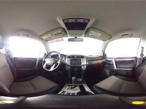 Used 2015 Toyota 4Runner SR5 image 2