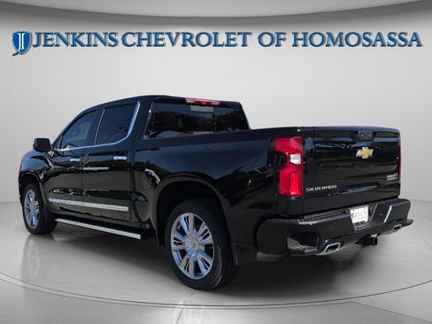 New 2026 Chevrolet Silverado 1500 High Country AWD/4WD image 7