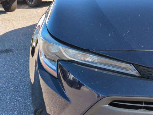 Certified 2023 Toyota Corolla LE image 9